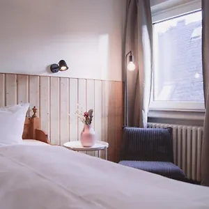 Inn Digital Check-in - Stapelhaeuschen, Colonia